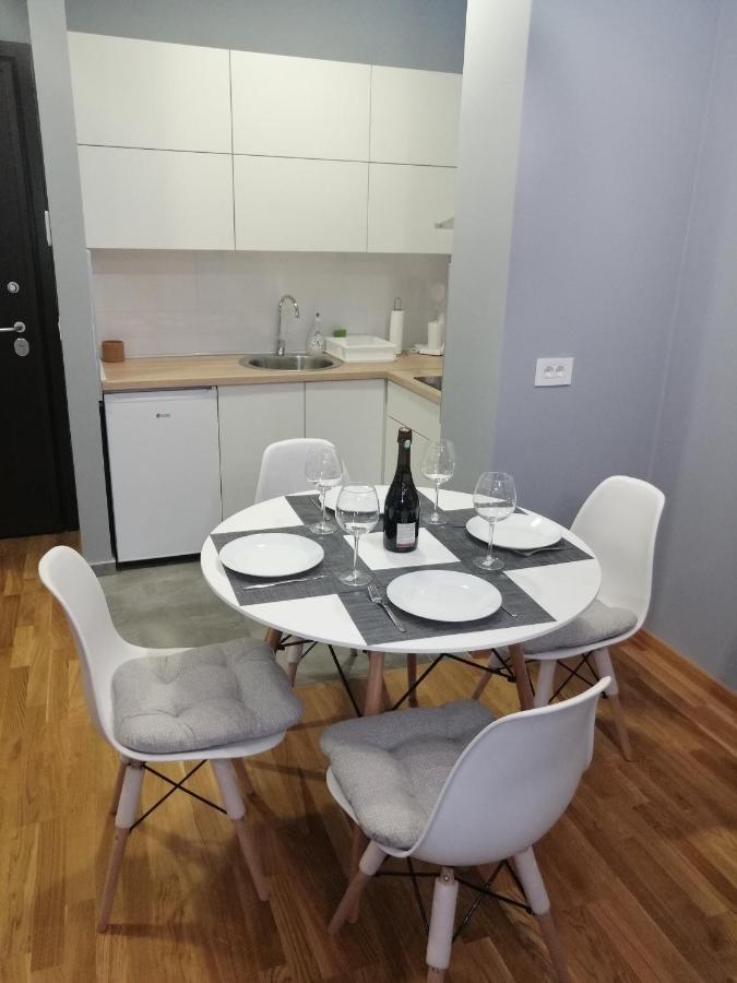 Fit Apartman Belgrado Exterior foto