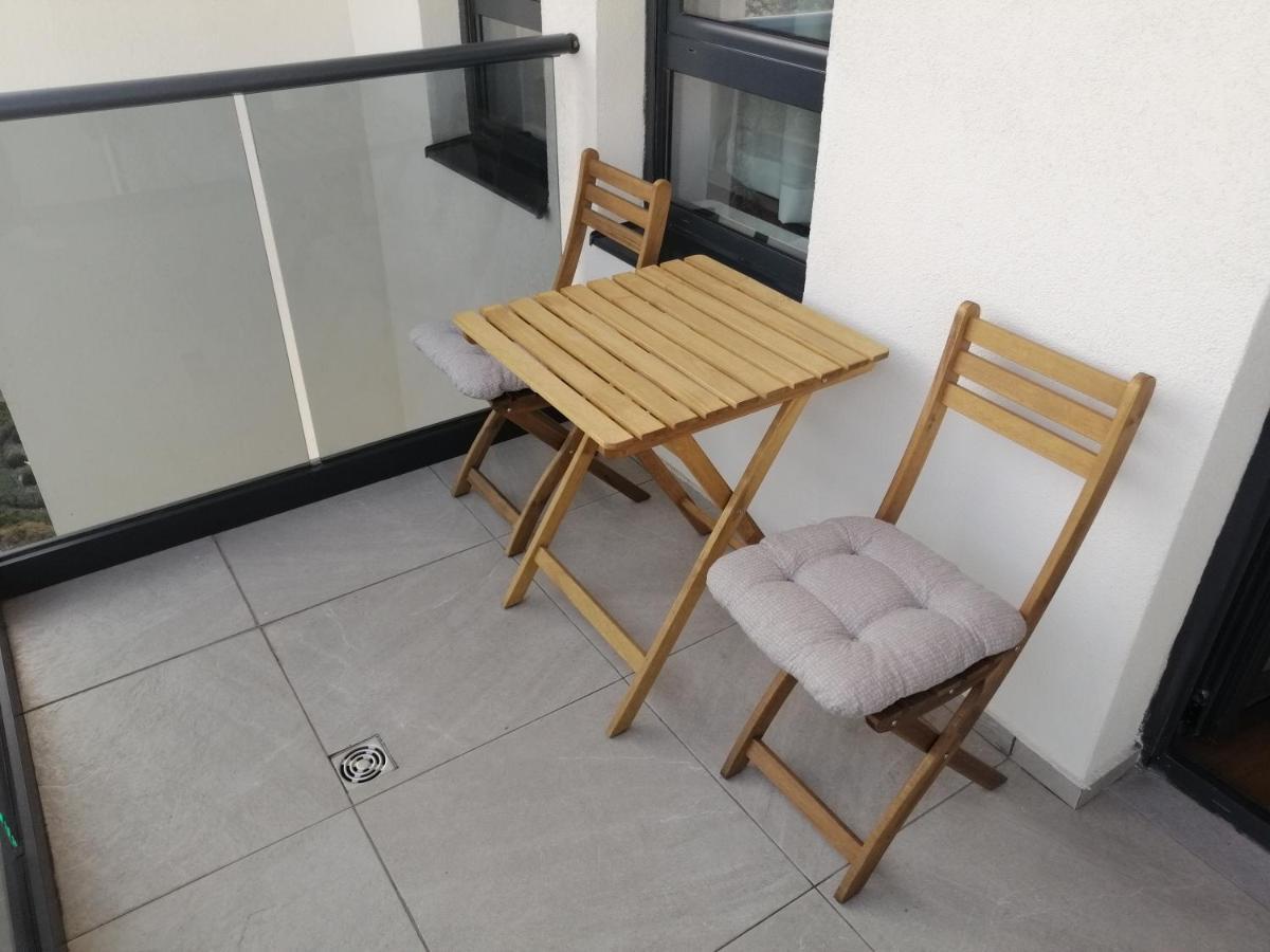 Fit Apartman Belgrado Exterior foto